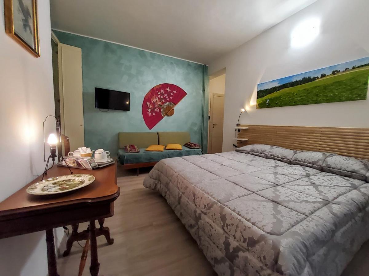Annadia Sweet Home B&B リド・ディ・オスティア エクステリア 写真
