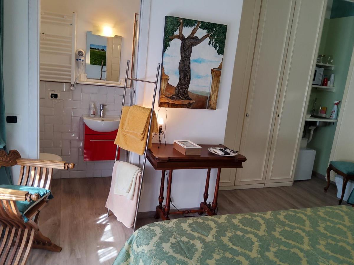 Annadia Sweet Home B&B リド・ディ・オスティア エクステリア 写真