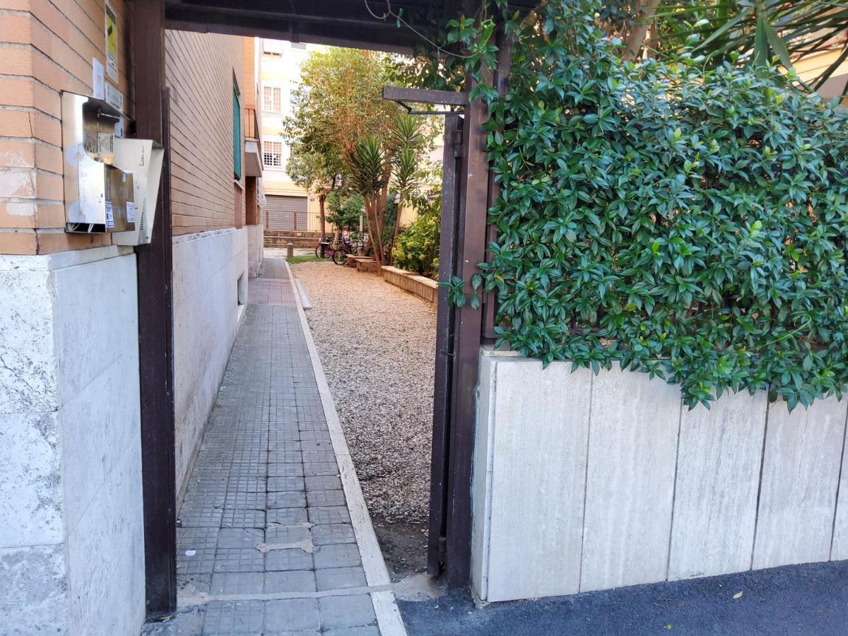 Annadia Sweet Home B&B リド・ディ・オスティア エクステリア 写真