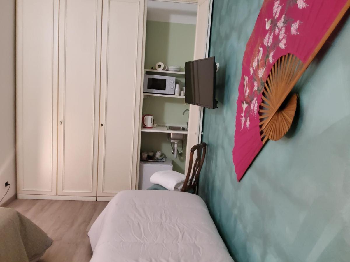 Annadia Sweet Home B&B リド・ディ・オスティア エクステリア 写真